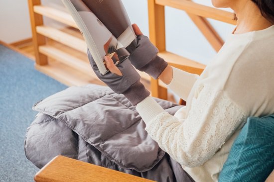 羽毛ハンドウォーマー